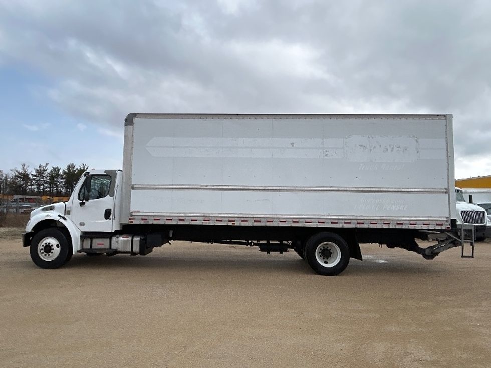 Medium Duty Box Truck-Light and Medium Duty Trucks-Freightliner-2019-M2-Milwaukee-WI-253,850\n\t\tmiles-$ 33,500 - Image 4