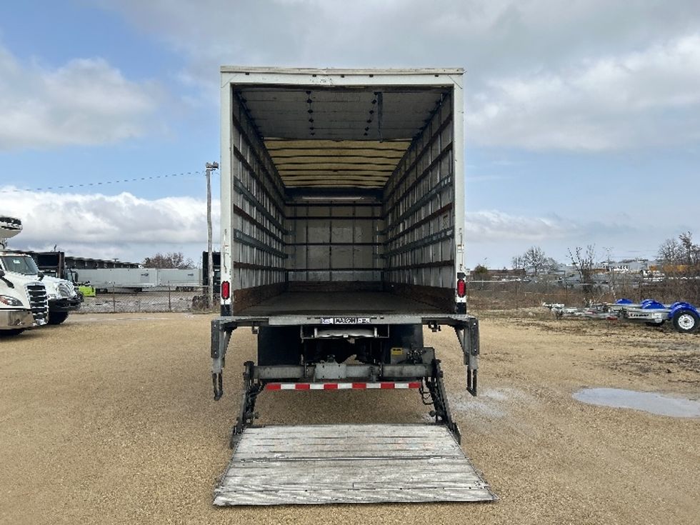 Medium Duty Box Truck-Light and Medium Duty Trucks-Freightliner-2019-M2-Milwaukee-WI-253,850\n\t\tmiles-$ 33,500 - Image 9