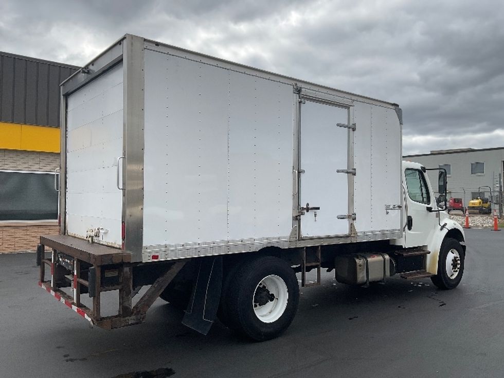 Medium Duty Box Truck-Light and Medium Duty Trucks-Freightliner-2019-M2-Milwaukee-WI-258,358\n\t\tmiles-$ 27,500 - Image 13