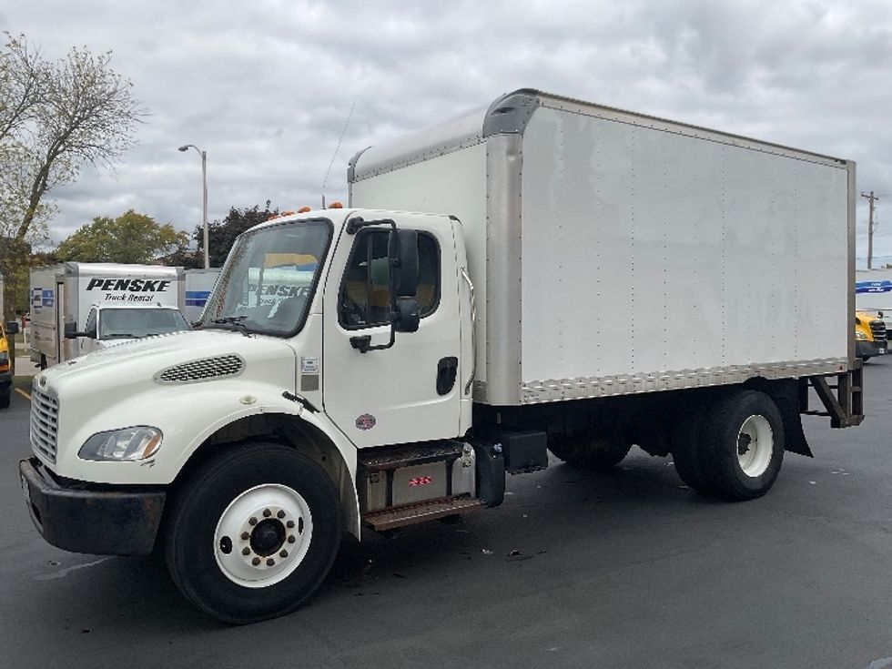 Medium Duty Box Truck-Light and Medium Duty Trucks-Freightliner-2019-M2-Milwaukee-WI-258,358\n\t\tmiles-$ 27,500 - Image 3