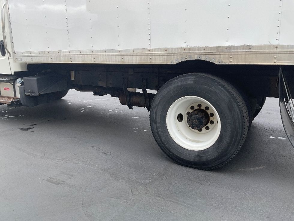 Medium Duty Box Truck-Light and Medium Duty Trucks-Freightliner-2019-M2-Milwaukee-WI-258,358\n\t\tmiles-$ 27,500 - Image 5