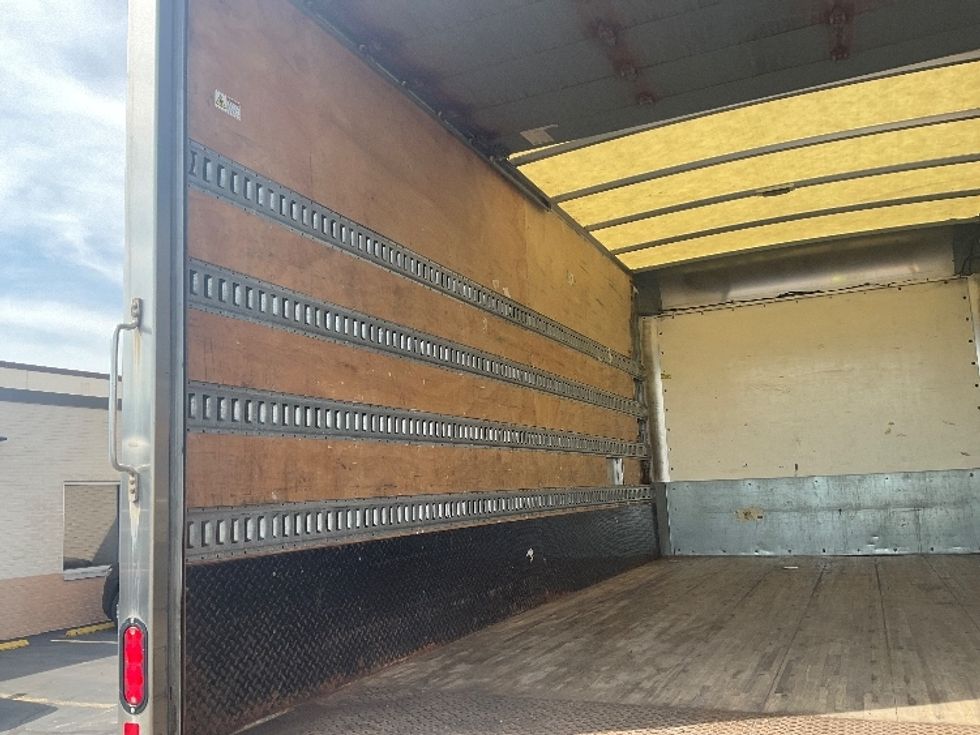 Medium Duty Box Truck-Light and Medium Duty Trucks-Freightliner-2019-M2-Milwaukee-WI-273,841\n\t\tmiles-$ 25,500 - Image 11