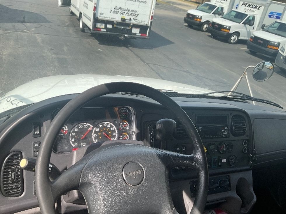 Medium Duty Box Truck-Light and Medium Duty Trucks-Freightliner-2019-M2-Milwaukee-WI-273,841\n\t\tmiles-$ 25,500 - Image 17