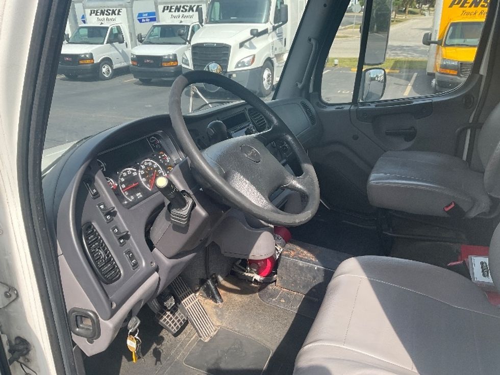 Medium Duty Box Truck-Light and Medium Duty Trucks-Freightliner-2019-M2-Milwaukee-WI-273,841\n\t\tmiles-$ 25,500 - Image 18