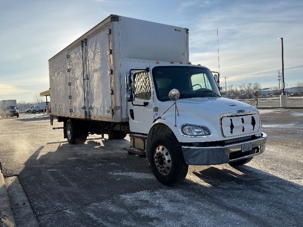 Medium Duty Box Truck-Light and Medium Duty Trucks-Freightliner-2019-M2-Milwaukee-WI-291,003\n\t\tmiles-$ 29,250 - Image 1