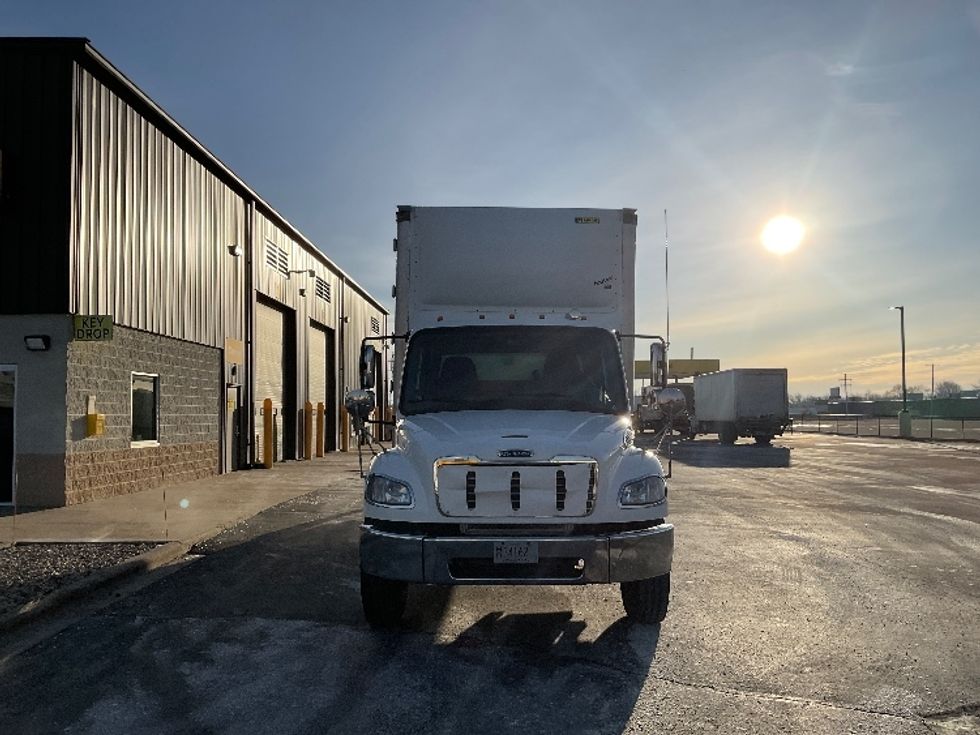 Medium Duty Box Truck-Light and Medium Duty Trucks-Freightliner-2019-M2-Milwaukee-WI-291,003\n\t\tmiles-$ 29,250 - Image 2