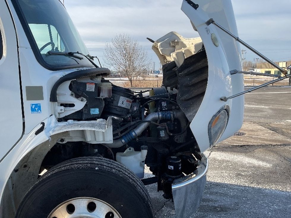 Medium Duty Box Truck-Light and Medium Duty Trucks-Freightliner-2019-M2-Milwaukee-WI-291,003\n\t\tmiles-$ 29,250 - Image 23
