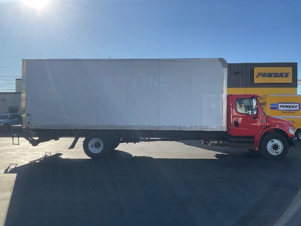 Medium Duty Box Truck-Light and Medium Duty Trucks-Freightliner-2019-M2-Milwaukee-WI-315,337\n\t\tmiles-$ 27,250 - Image 15