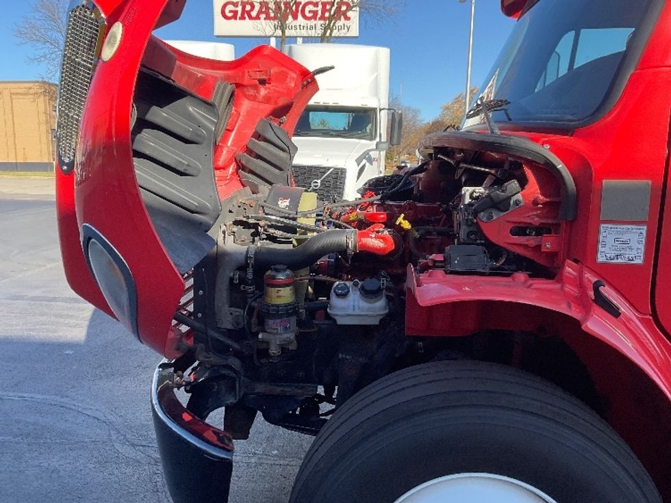 Medium Duty Box Truck-Light and Medium Duty Trucks-Freightliner-2019-M2-Milwaukee-WI-315,337\n\t\tmiles-$ 27,250 - Image 24