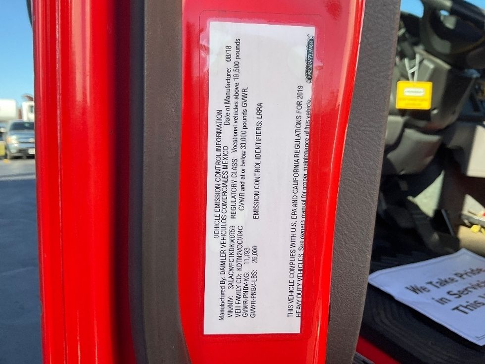 Medium Duty Box Truck-Light and Medium Duty Trucks-Freightliner-2019-M2-Milwaukee-WI-315,337\n\t\tmiles-$ 27,250 - Image 25