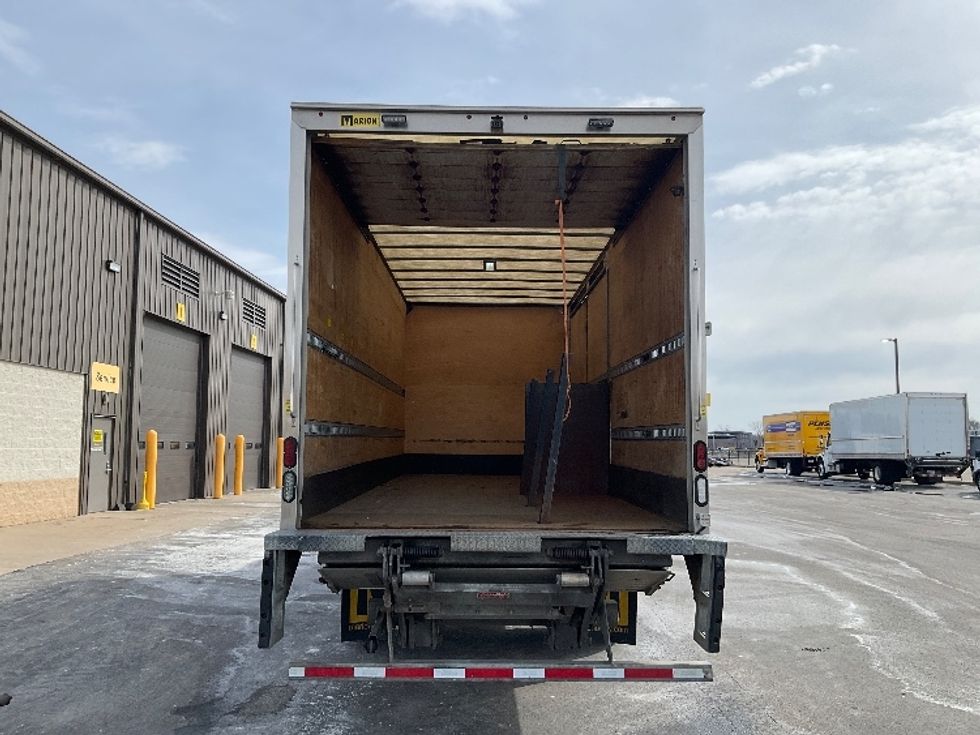Medium Duty Box Truck-Light and Medium Duty Trucks-Freightliner-2019-M2-Milwaukee-WI-320,190\n\t\tmiles-$ 24,750 - Image 8