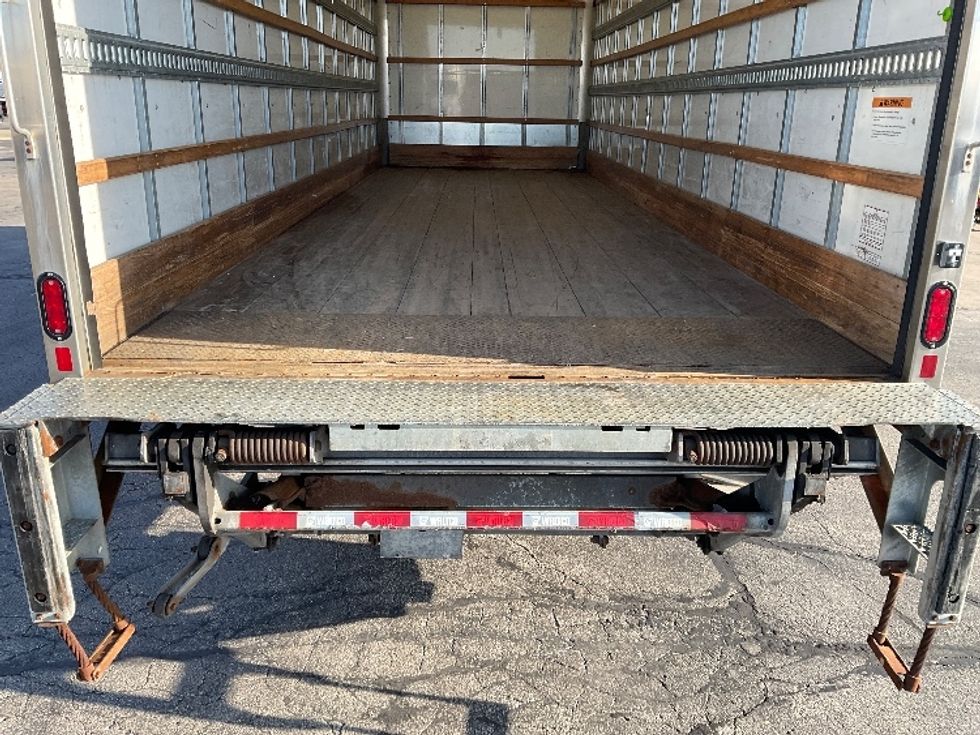 Medium Duty Box Truck-Light and Medium Duty Trucks-Freightliner-2019-M2-Milwaukee-WI-50,466\n\t\tmiles-$ 62,000 - Image 10