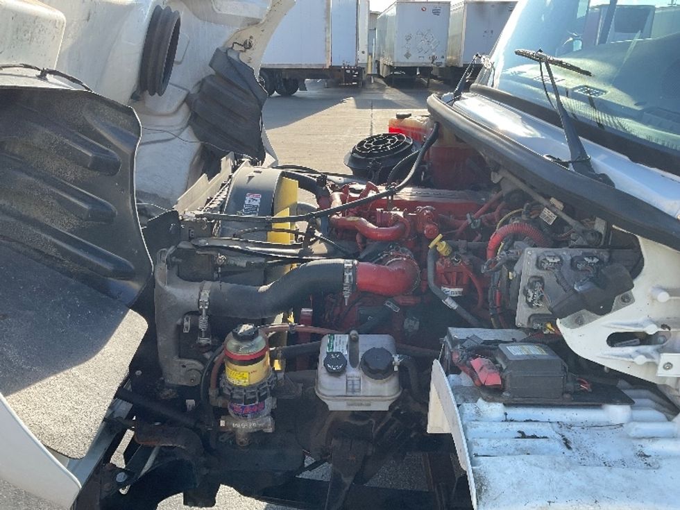 Medium Duty Box Truck-Light and Medium Duty Trucks-Freightliner-2019-M2-Milwaukee-WI-50,466\n\t\tmiles-$ 62,000 - Image 24