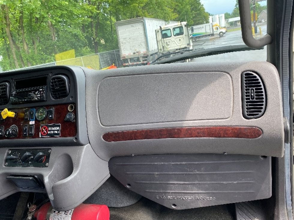 Medium Duty Box Truck-Light and Medium Duty Trucks-Freightliner-2019-M2-Minoa-NY-206,233\n\t\tmiles-$ 30,750 - Image 21