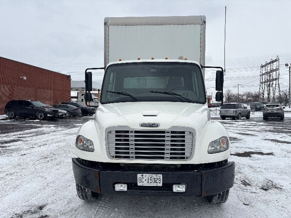Medium Duty Box Truck-Light and Medium Duty Trucks-Freightliner-2019-M2-Mississauga-ON-111,193\n\t\tkm-$ 79,500 - Image 2