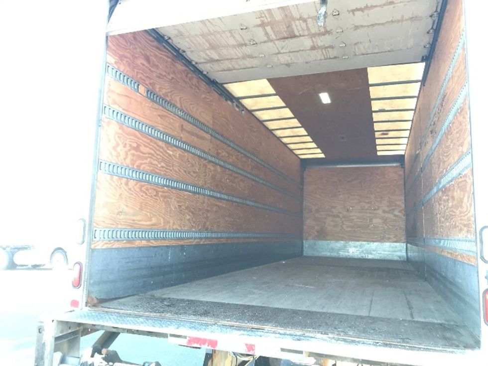 Medium Duty Box Truck-Light and Medium Duty Trucks-Freightliner-2019-M2-Mississauga-ON-164,469\n\t\tkm-$ 81,500 - Image 11