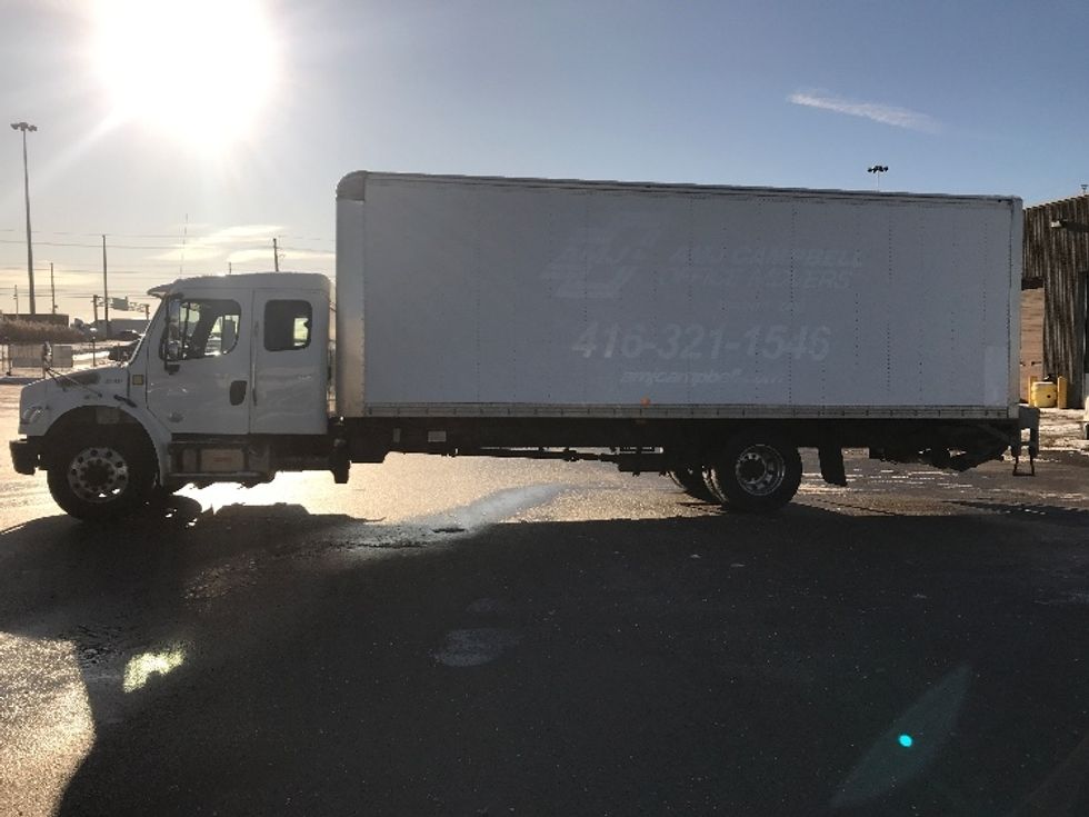 Medium Duty Box Truck-Light and Medium Duty Trucks-Freightliner-2019-M2-Mississauga-ON-164,469\n\t\tkm-$ 81,500 - Image 4
