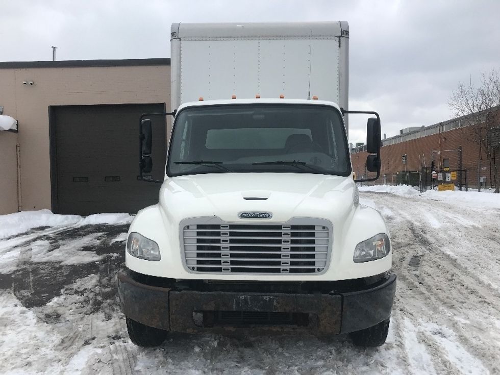 Medium Duty Box Truck-Light and Medium Duty Trucks-Freightliner-2019-M2-Mississauga-ON-184,098\n\t\tkm-$ 63,750 - Image 2