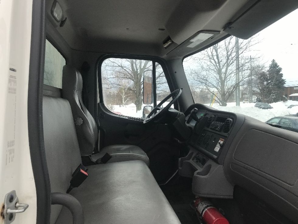 Medium Duty Box Truck-Light and Medium Duty Trucks-Freightliner-2019-M2-Mississauga-ON-184,098\n\t\tkm-$ 63,750 - Image 22