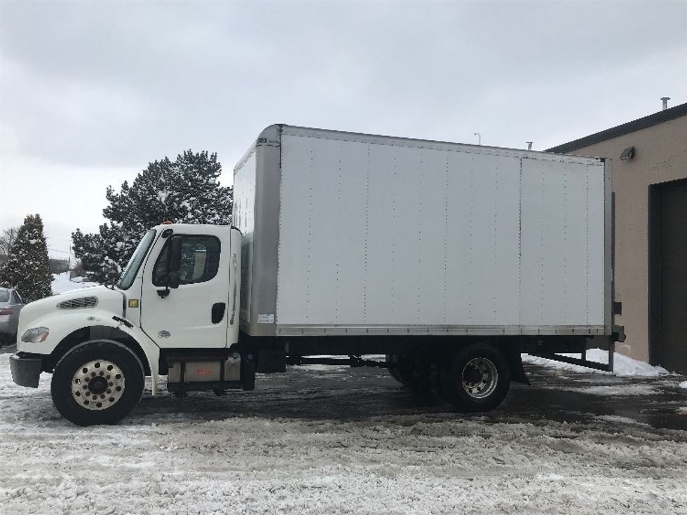 Medium Duty Box Truck-Light and Medium Duty Trucks-Freightliner-2019-M2-Mississauga-ON-184,098\n\t\tkm-$ 63,750 - Image 4