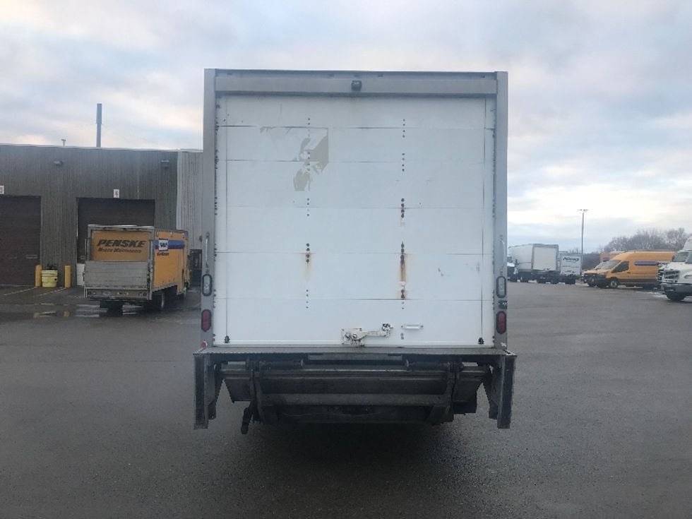 Medium Duty Box Truck-Light and Medium Duty Trucks-Freightliner-2019-M2-Mississauga-ON-188,053\n\t\tkm-$ 71,250 - Image 7