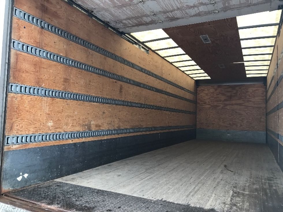 Medium Duty Box Truck-Light and Medium Duty Trucks-Freightliner-2019-M2-Mississauga-ON-192,461\n\t\tkm-$ 71,000 - Image 11