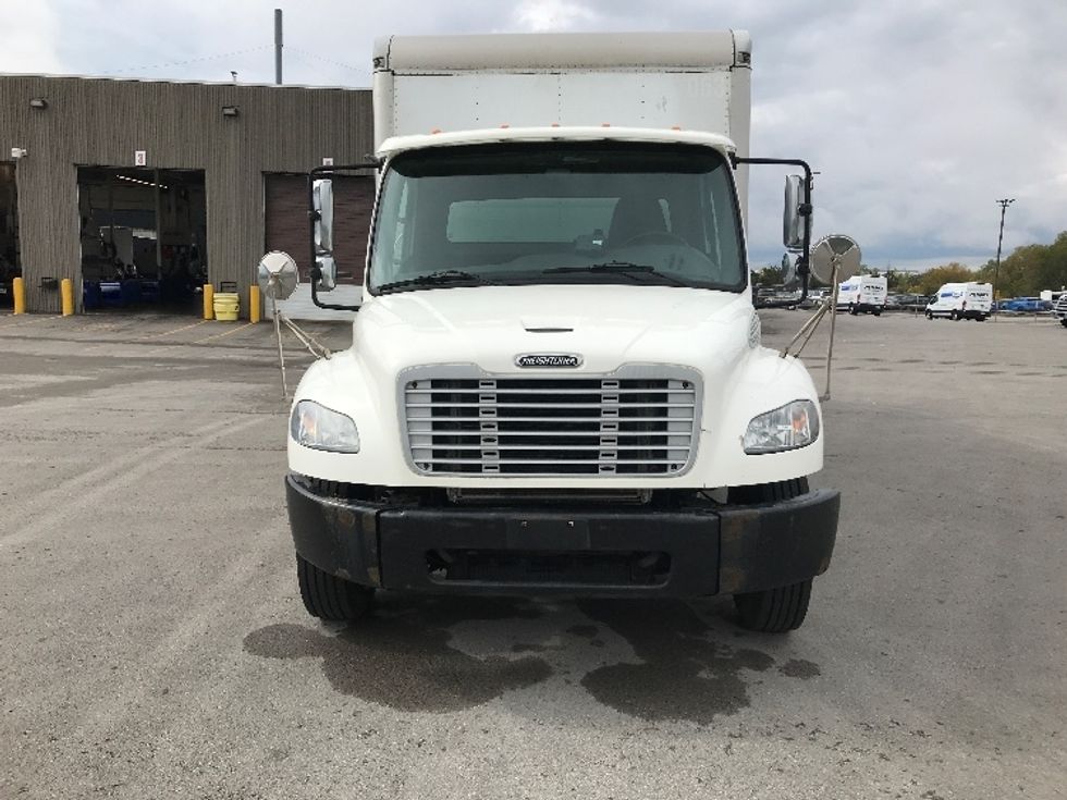 Medium Duty Box Truck-Light and Medium Duty Trucks-Freightliner-2019-M2-Mississauga-ON-192,461\n\t\tkm-$ 71,000 - Image 2