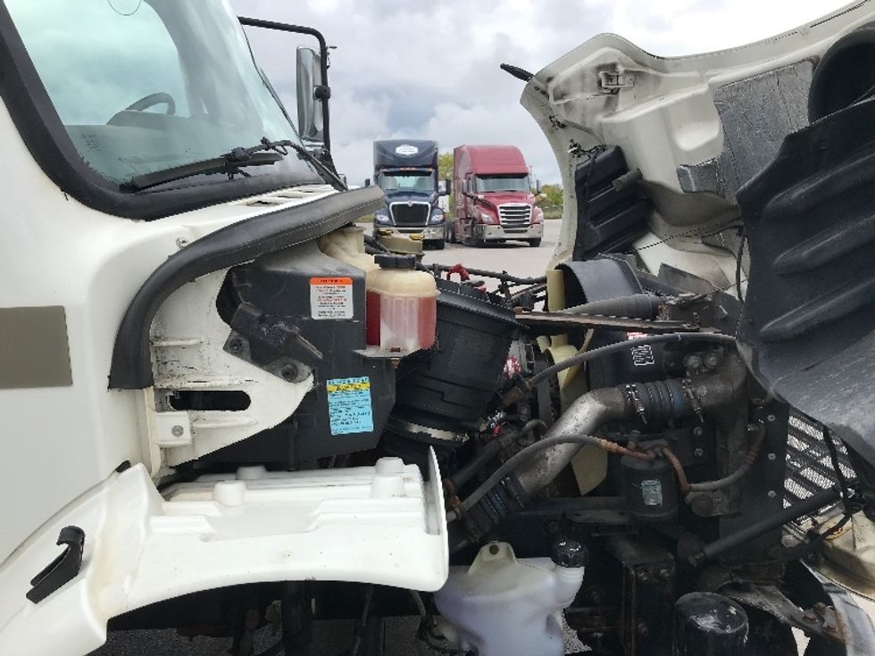 Medium Duty Box Truck-Light and Medium Duty Trucks-Freightliner-2019-M2-Mississauga-ON-192,461\n\t\tkm-$ 71,000 - Image 23