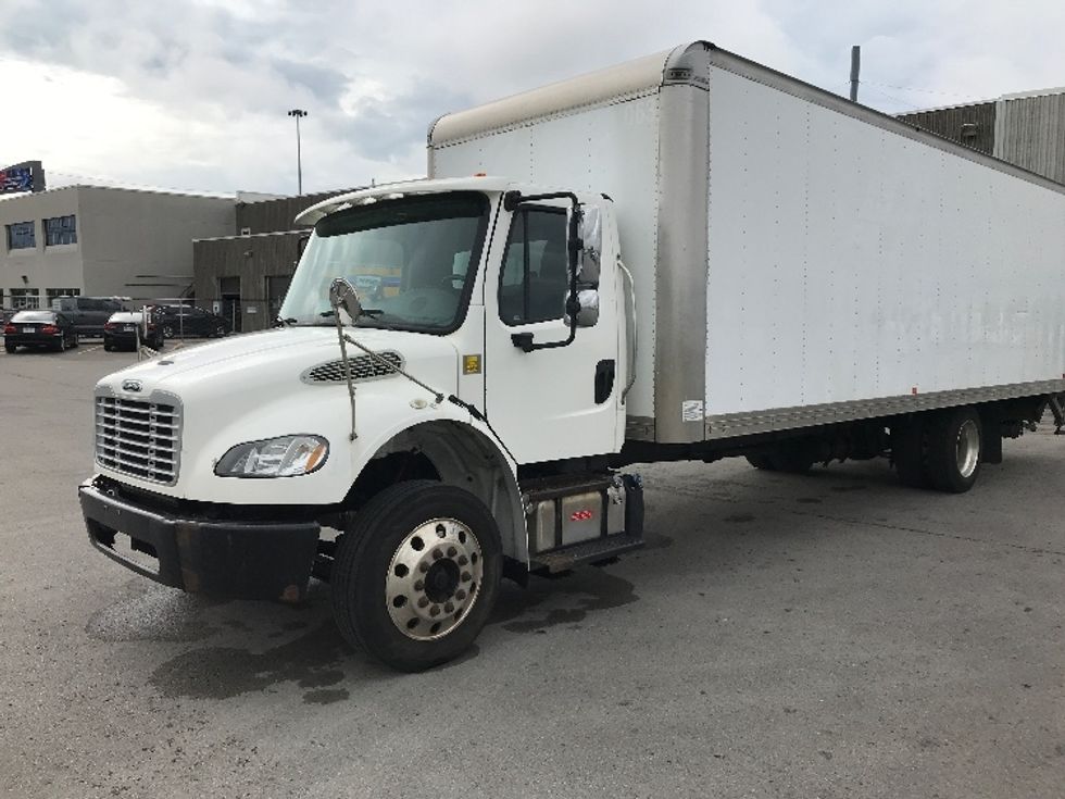 Medium Duty Box Truck-Light and Medium Duty Trucks-Freightliner-2019-M2-Mississauga-ON-192,461\n\t\tkm-$ 71,000 - Image 3