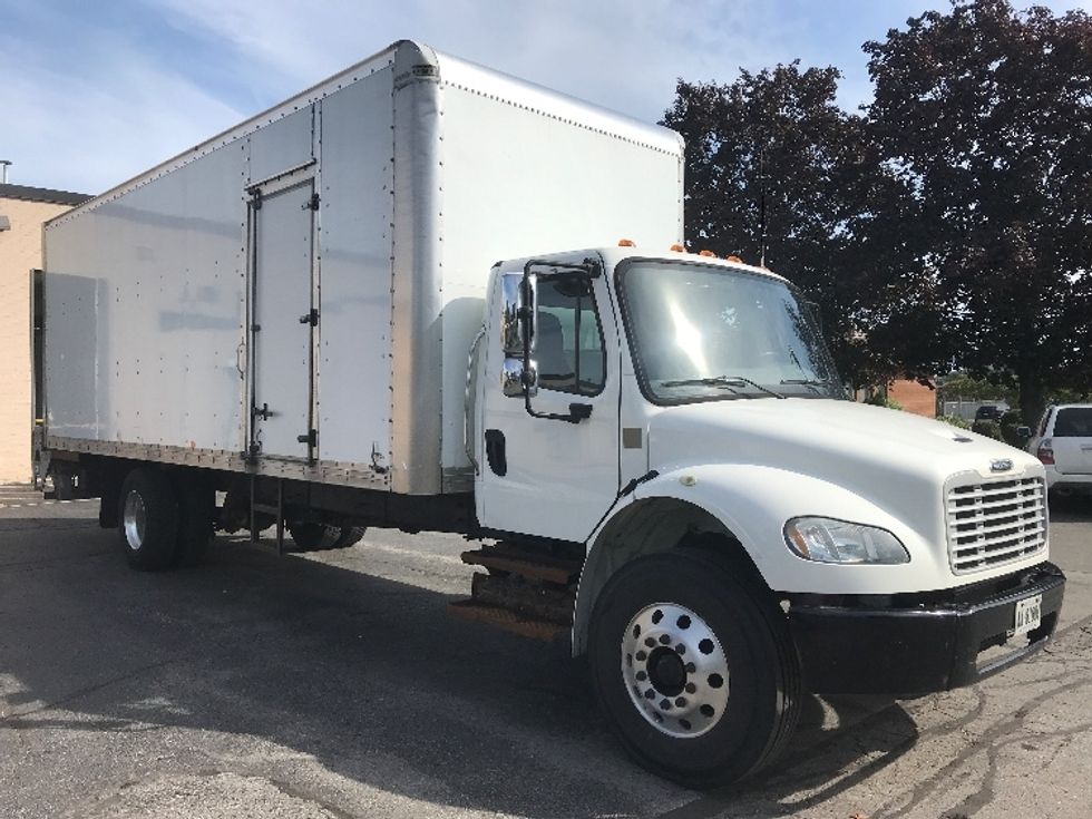 Medium Duty Box Truck-Light and Medium Duty Trucks-Freightliner-2019-M2-Mississauga-ON-197,290\n\t\tkm-$ 62,000 - Image 1