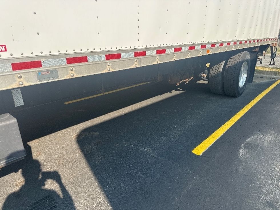 Medium Duty Box Truck-Light and Medium Duty Trucks-Freightliner-2019-M2-Mississauga-ON-203,084\n\t\tkm-$ 75,250 - Image 5