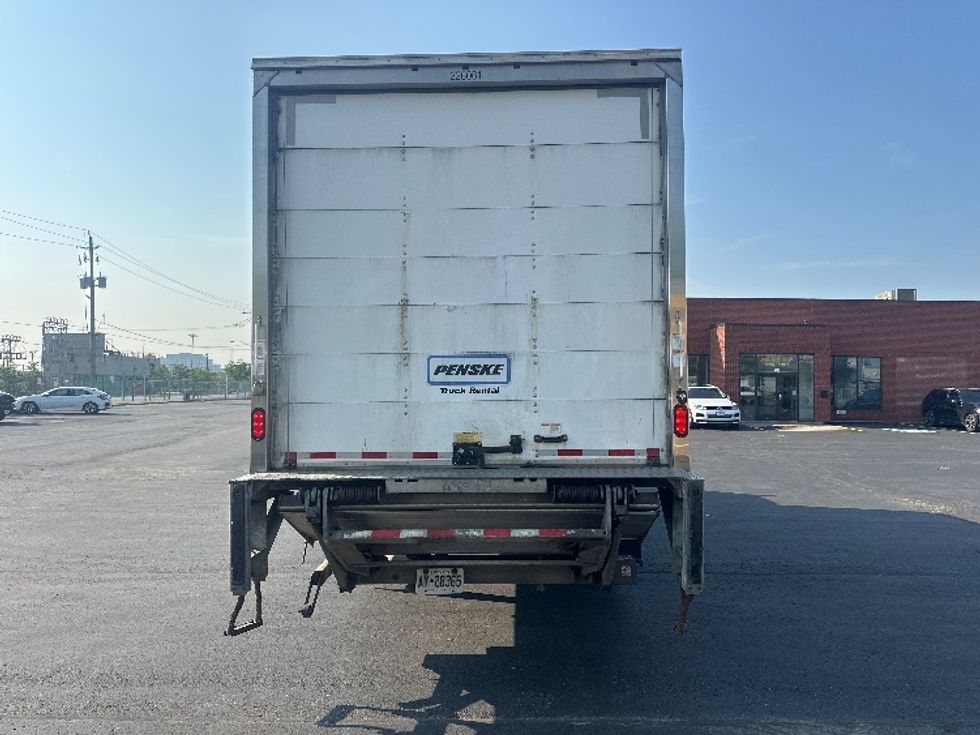 Medium Duty Box Truck-Light and Medium Duty Trucks-Freightliner-2019-M2-Mississauga-ON-203,084\n\t\tkm-$ 75,250 - Image 7