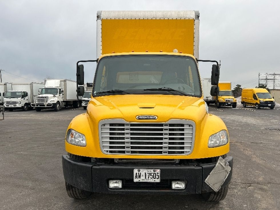 Medium Duty Box Truck-Light and Medium Duty Trucks-Freightliner-2019-M2-Mississauga-ON-236,397\n\t\tkm-$ 67,250 - Image 2