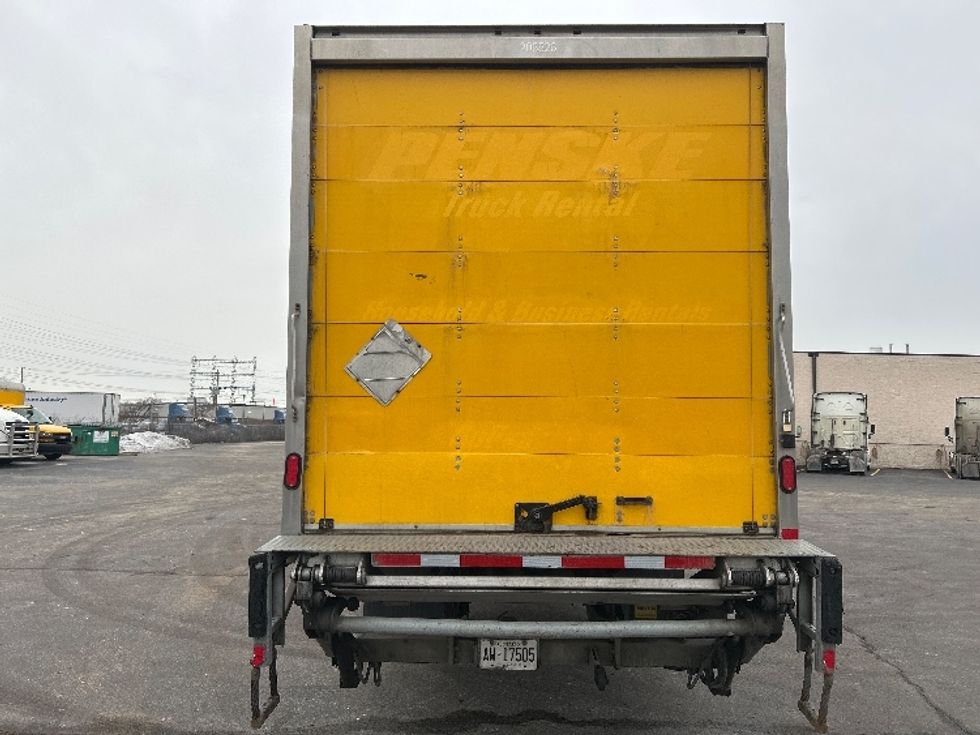 Medium Duty Box Truck-Light and Medium Duty Trucks-Freightliner-2019-M2-Mississauga-ON-236,397\n\t\tkm-$ 67,250 - Image 7