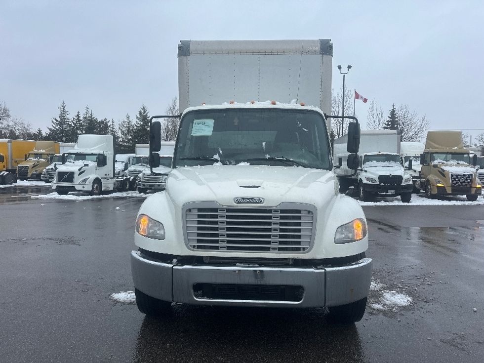Medium Duty Box Truck-Light and Medium Duty Trucks-Freightliner-2019-M2-Mississauga-ON-240,426\n\t\tkm-$ 71,250 - Image 2