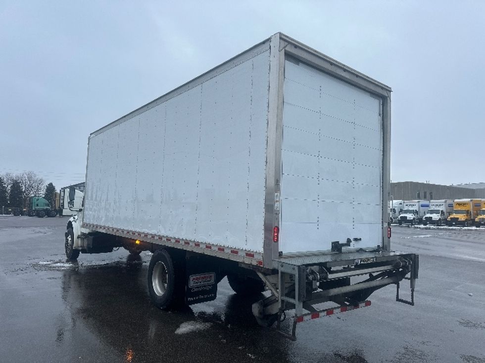 Medium Duty Box Truck-Light and Medium Duty Trucks-Freightliner-2019-M2-Mississauga-ON-240,426\n\t\tkm-$ 71,250 - Image 6