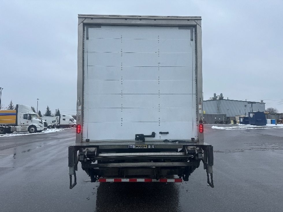 Medium Duty Box Truck-Light and Medium Duty Trucks-Freightliner-2019-M2-Mississauga-ON-240,426\n\t\tkm-$ 71,250 - Image 7