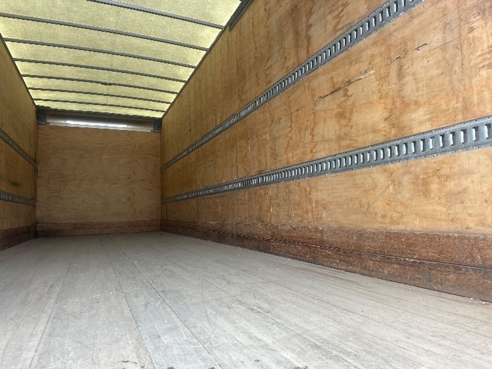 Medium Duty Box Truck-Light and Medium Duty Trucks-Freightliner-2019-M2-Mississauga-ON-240,578\n\t\tkm-$ 60,250 - Image 10