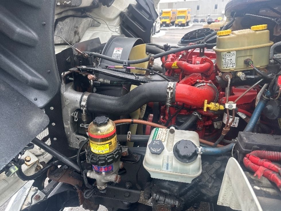 Medium Duty Box Truck-Light and Medium Duty Trucks-Freightliner-2019-M2-Mississauga-ON-240,578\n\t\tkm-$ 60,250 - Image 19