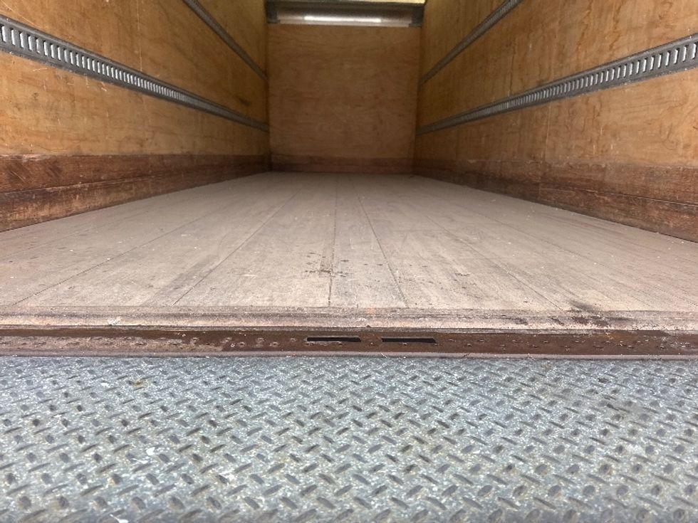Medium Duty Box Truck-Light and Medium Duty Trucks-Freightliner-2019-M2-Mississauga-ON-240,578\n\t\tkm-$ 60,250 - Image 8