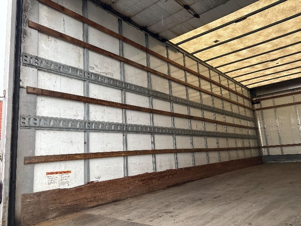 Medium Duty Box Truck-Light and Medium Duty Trucks-Freightliner-2019-M2-Mississauga-ON-245,467\n\t\tkm-$ 69,500 - Image 11