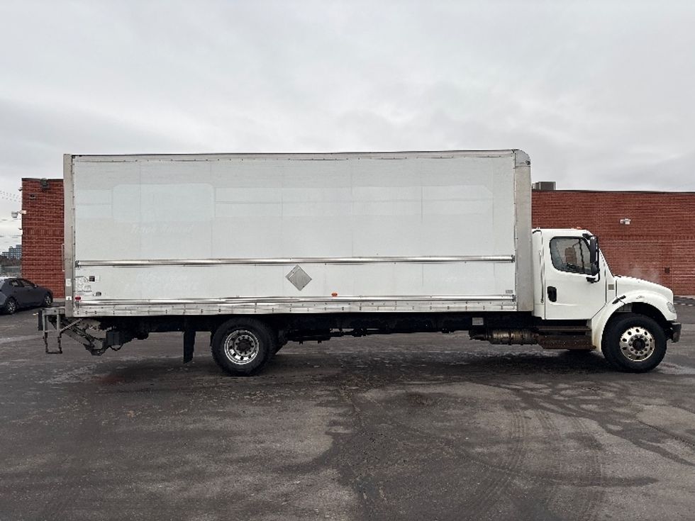 Medium Duty Box Truck-Light and Medium Duty Trucks-Freightliner-2019-M2-Mississauga-ON-245,467\n\t\tkm-$ 69,500 - Image 15