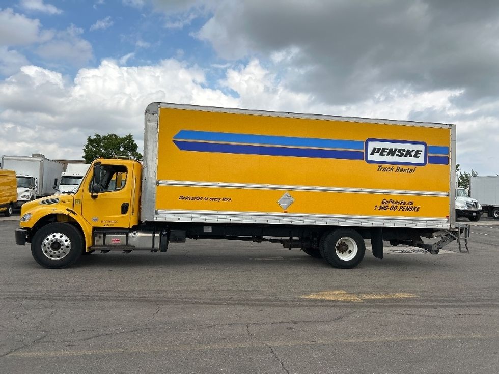 Medium Duty Box Truck-Light and Medium Duty Trucks-Freightliner-2019-M2-Mississauga-ON-252,621\n\t\tkm-$ 68,500 - Image 4