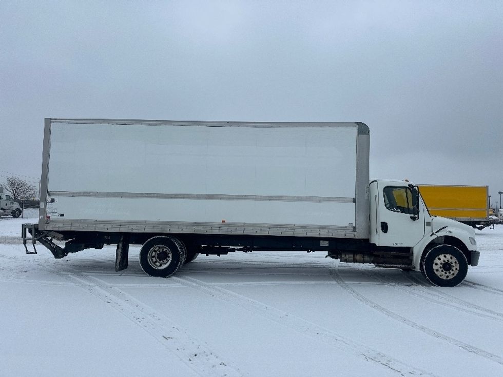 Medium Duty Box Truck-Light and Medium Duty Trucks-Freightliner-2019-M2-Mississauga-ON-261,070\n\t\tkm-$ 68,000 - Image 14