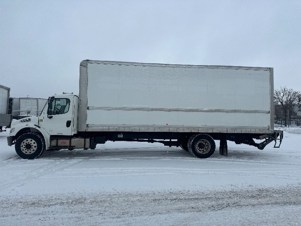 Medium Duty Box Truck-Light and Medium Duty Trucks-Freightliner-2019-M2-Mississauga-ON-261,070\n\t\tkm-$ 68,000 - Image 4