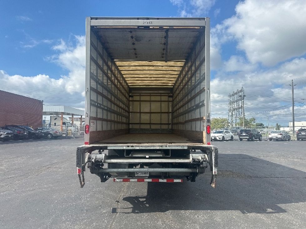 Medium Duty Box Truck-Light and Medium Duty Trucks-Freightliner-2019-M2-Mississauga-ON-261,424\n\t\tkm-$ 66,750 - Image 8