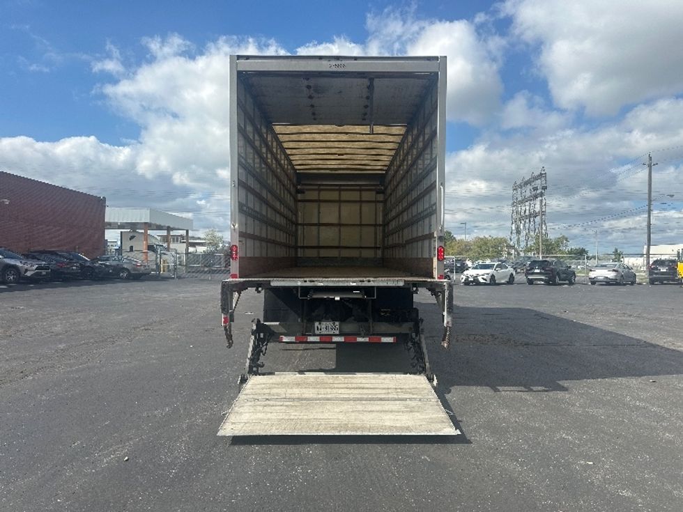 Medium Duty Box Truck-Light and Medium Duty Trucks-Freightliner-2019-M2-Mississauga-ON-261,424\n\t\tkm-$ 66,750 - Image 9