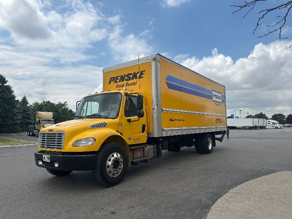 Medium Duty Box Truck-Light and Medium Duty Trucks-Freightliner-2019-M2-Mississauga-ON-264,895\n\t\tkm-$ 67,000 - Image 1