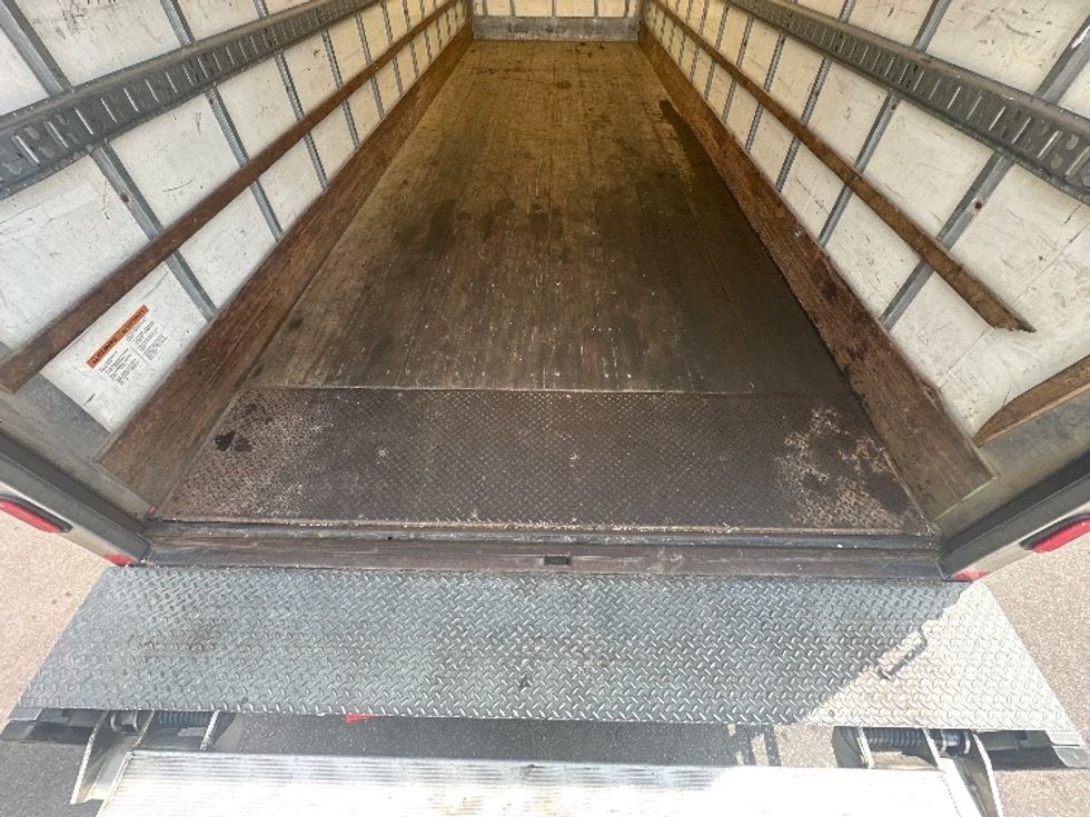 Medium Duty Box Truck-Light and Medium Duty Trucks-Freightliner-2019-M2-Mississauga-ON-264,895\n\t\tkm-$ 67,000 - Image 10