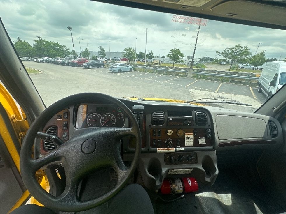 Medium Duty Box Truck-Light and Medium Duty Trucks-Freightliner-2019-M2-Mississauga-ON-264,895\n\t\tkm-$ 67,000 - Image 18